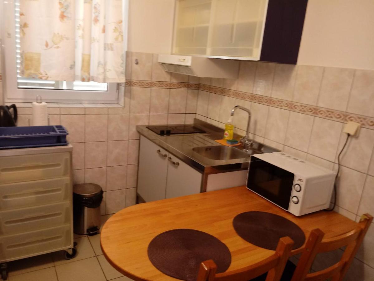Nemira Beach Apartments Omiš Eksteriør bilde