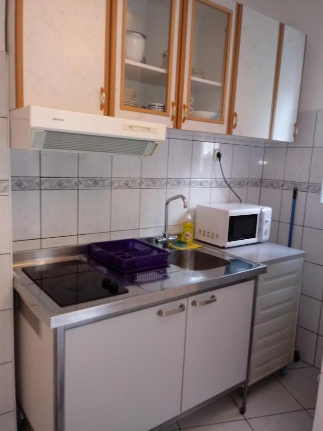 Nemira Beach Apartments Omiš Eksteriør bilde
