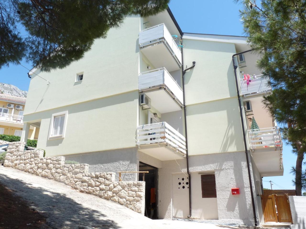 Nemira Beach Apartments Omiš Eksteriør bilde